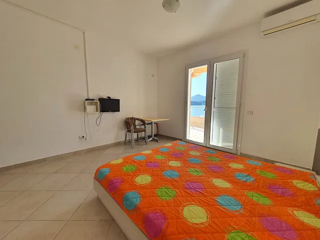 Traumimmobilie: Ganze Etage am Meeresufer, Rafailovichi — photo 4
